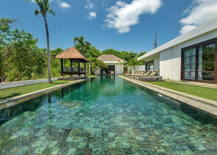 Christina Estate By Villas Direct Bali Seminyak 